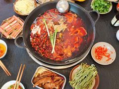 -四小区火锅·巷子里的重庆火锅(花照壁店)
