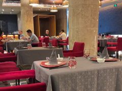-粤尚腾香居中餐厅(首都机场希尔顿店)