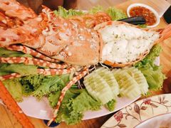 -J Daeng Seafood
