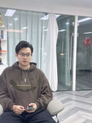 -米娜护肤造型
