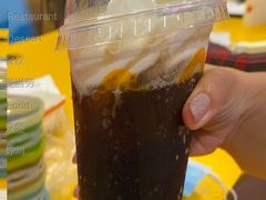 甜品站可乐麦炫酷-麦当劳(七宝乐购店)