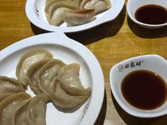 -八一路好吃街(雨田商务大厦店)