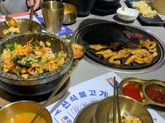 -金会长自助海鲜·烤肉(人民广场店)