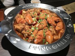 鸡翅煲-胖哥俩肉蟹煲(石家庄长安万达店)