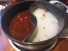 -亿诣蝎府炸酱面羊蝎子火锅(酷车小镇店)