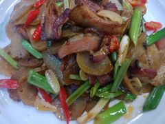 -六和聚传统烤鸭.天津菜(和平店)