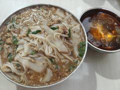 -正宗杨记普洱酸醋米线(总店)