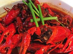 油焖小龙虾-盐枭肴·川味自贡菜(南强街店)