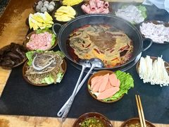 -重庆故事姊妹老火锅(财经学院店)