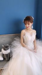 -莫小姐婚纱