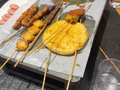 -卞二小串·鹤岗烧烤·坑烤(永定路店)