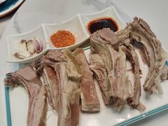 -三江源美食城