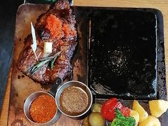 -绿茵阁西餐厅(佰港城店)