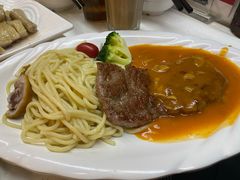 -香港新发烧腊茶餐厅(万象店)