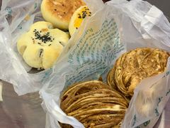 -聚德华天护国寺小吃(甜水园店)