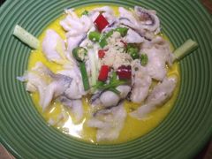 QQ酸汤鱼-蜜桃餐厅·江浙融合菜(荟聚购物中心店)