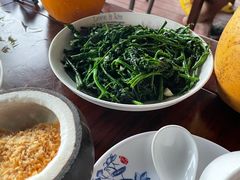 -万兴启丰椰子文化园餐厅