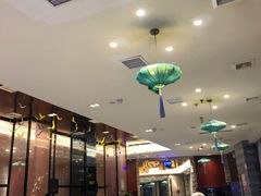 -忘情水鱼头·鲜鱼火锅(滨江中路店)