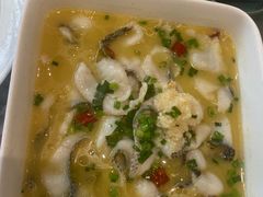 金汤酸菜鱼-聚丰园•湖鲜餐厅(阿红私房菜梅石路店)
