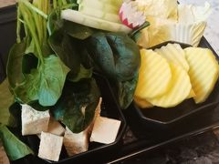 -一席地·本地鸡窝·杭帮鸡火锅(萧山银隆百货店)