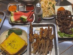 -马路牙子烧烤音乐酒馆(望京店)