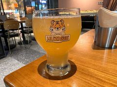 -HUZI虎滋精酿餐吧(京西大悦城店)