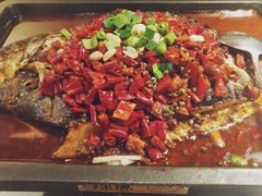 凌波鱼-探鱼·鲜青椒爽麻烤鱼(中天广场店)