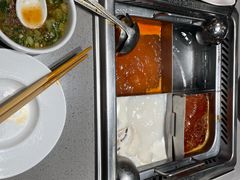 四宫格火锅汤底-海底捞火锅(南海万科广场店)