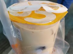 -CoCo都可(八达商城店)