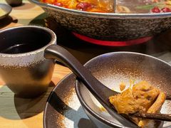 -湊湊火锅·茶憩(杭州湖滨银泰in77店)