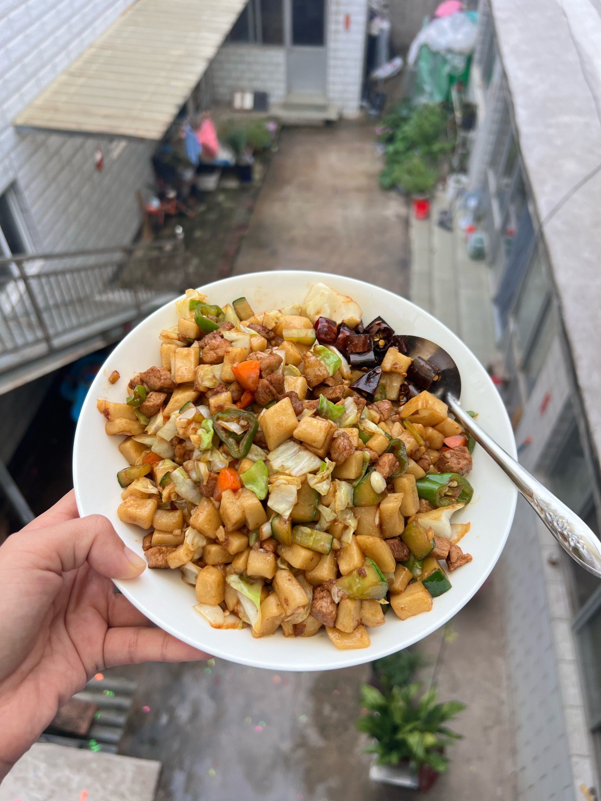 幸福06
#爸爸做饭超好吃 #炒疙瘩 #老北京炒疙瘩 #紫光园炒疙瘩