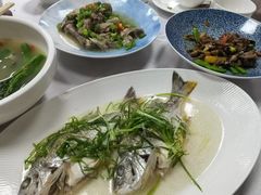 -鹿鸣酒家(越秀店)