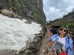 -丽江虎跳峡景区-售票处