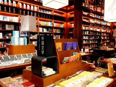 -上海三联书店READWAY(华中首店)