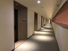 -上海虹桥中心爱琴海亚朵S酒店