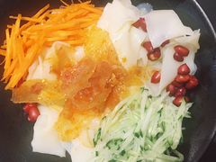 凉皮与夫妻肺片-贡梅老面馆·蟹粉面·无锡特色小吃(南长街主推店)