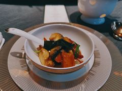 红皮土豆海带炖鲍鱼-怡情荟•海鲜青岛菜(五四广场旗舰店)