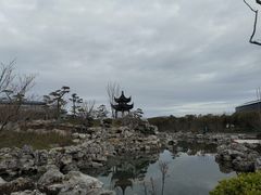 -上海滴水湖皇冠假日酒店