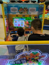 -莫莉幻想儿童乐园(武汉金银潭永旺店)