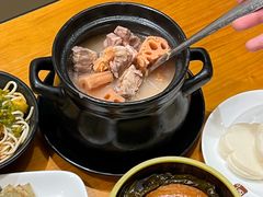 -莲餐厅·湖北菜·潜江小龙虾店(愚园路店)