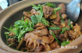 Shunde Home-style Rural Chicken Hot Pot