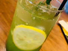 -ZING COFFEE 镜咖啡