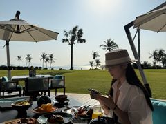 -三亚亚龙湾瑞吉酒店·宴悦Driftwood·游水海鲜·牛排·草坪·私人定制