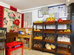 面包甜点陈列柜-捷信牛奶甜品世家(五道口店)