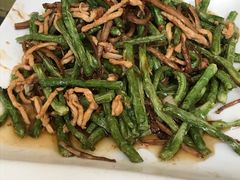 -洁神饭庄·海鲜·青岛菜·30年老字号(五四广场店)
