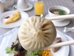 金陵肉包-金陵饭店 56F 家·海鲜火锅餐厅
