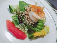 牛油果大虾藜麦沙拉-93Club·法餐厅