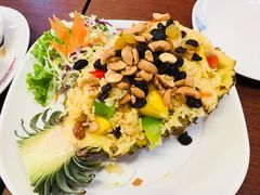 菠萝饭-班赞海鲜市场
