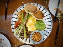 牛油果三文鱼炒蛋全餐-AFS Cafe & Canteen(闽江二路店)