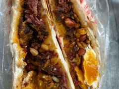 蛋菜夹馍-老马家马蓉蛋菜夹馍·腊牛肉夹馍(回民街店)